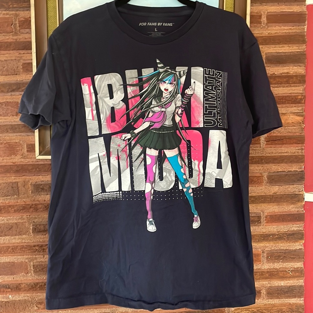 For fans short sleeve tshirt. Miku. Good condition.